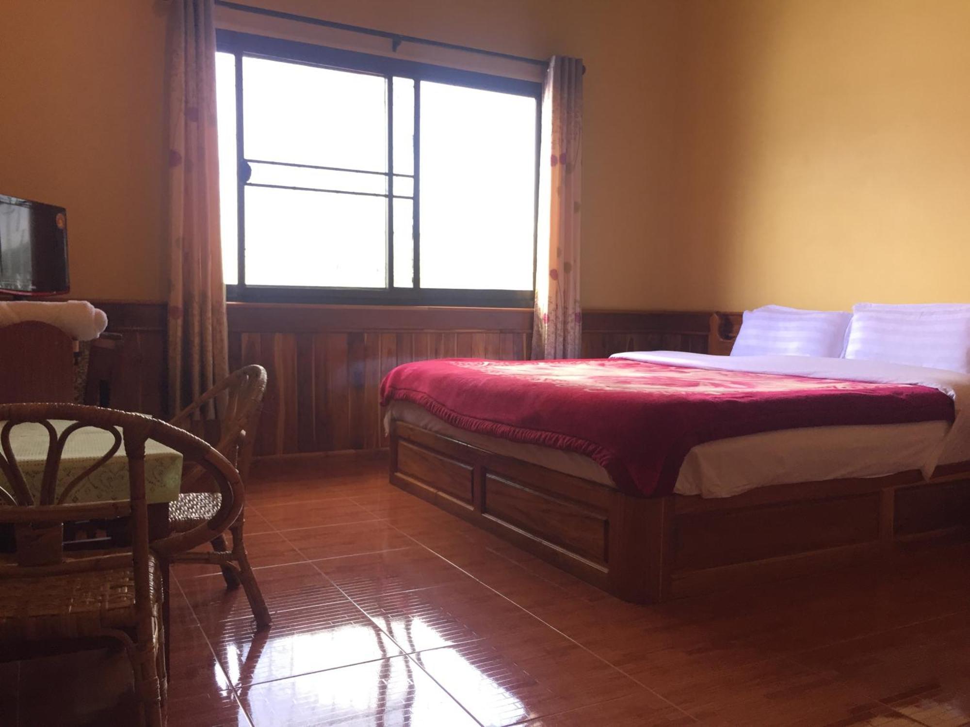 Oudomphone Guesthouse 2 Бан Хоуейсай Екстериор снимка