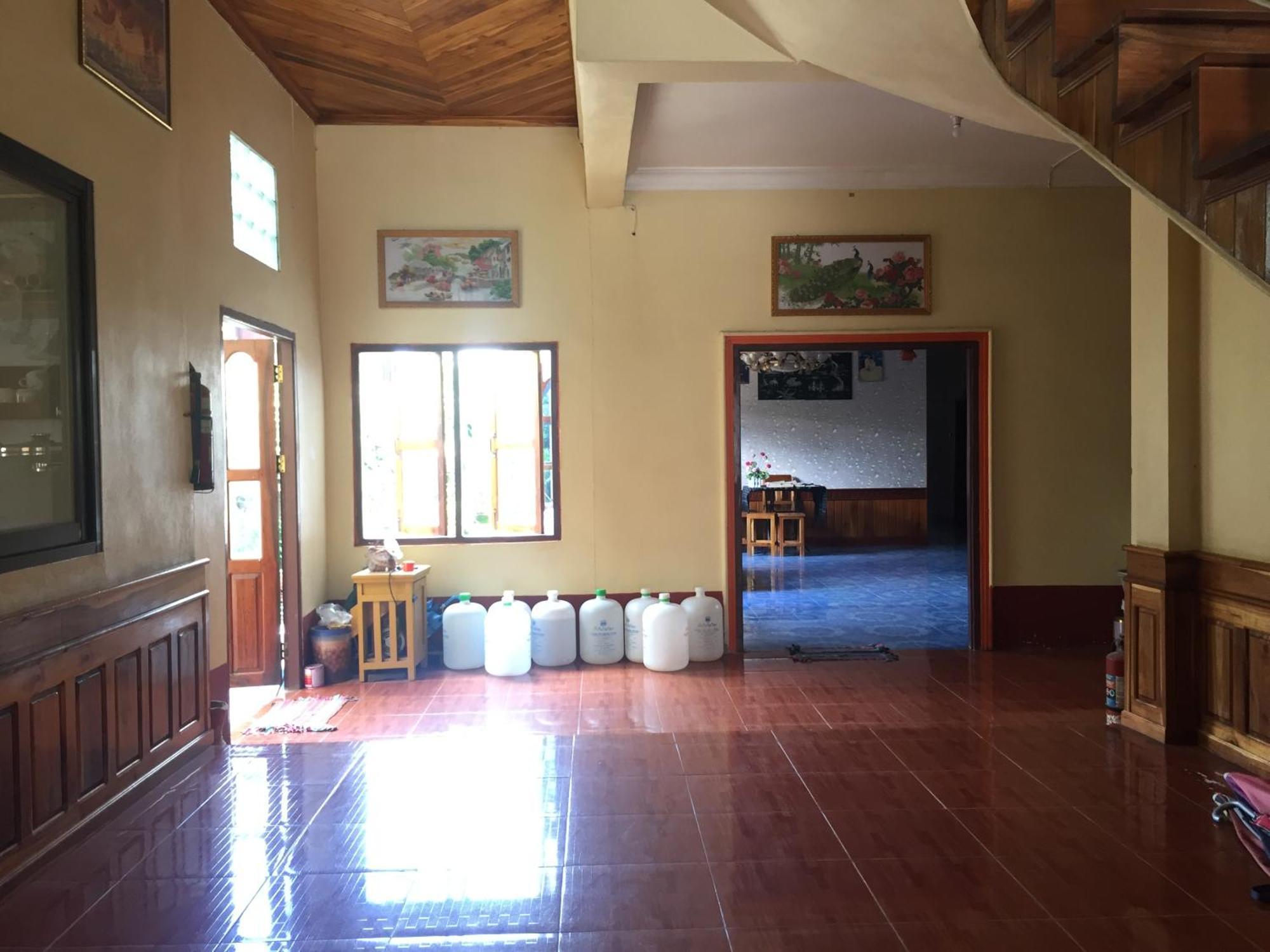 Oudomphone Guesthouse 2 Бан Хоуейсай Екстериор снимка